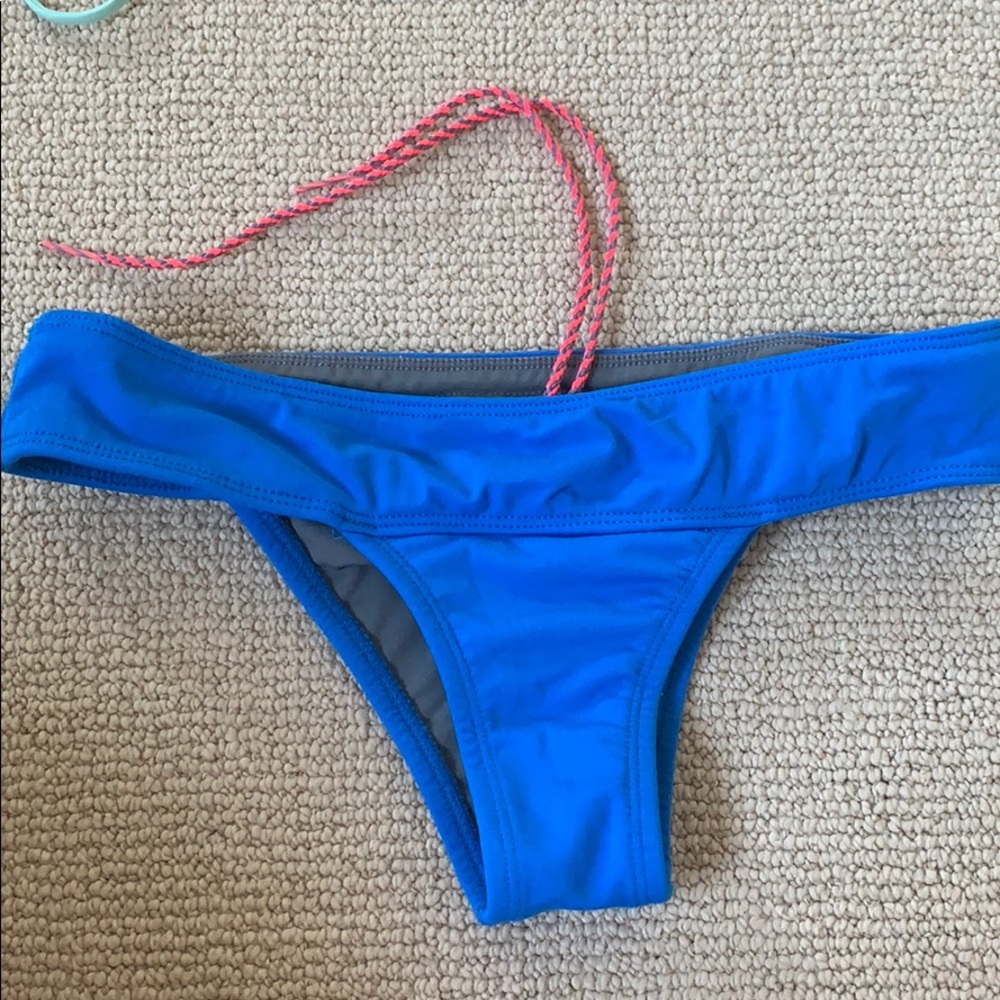Jolyn swim bottoms.